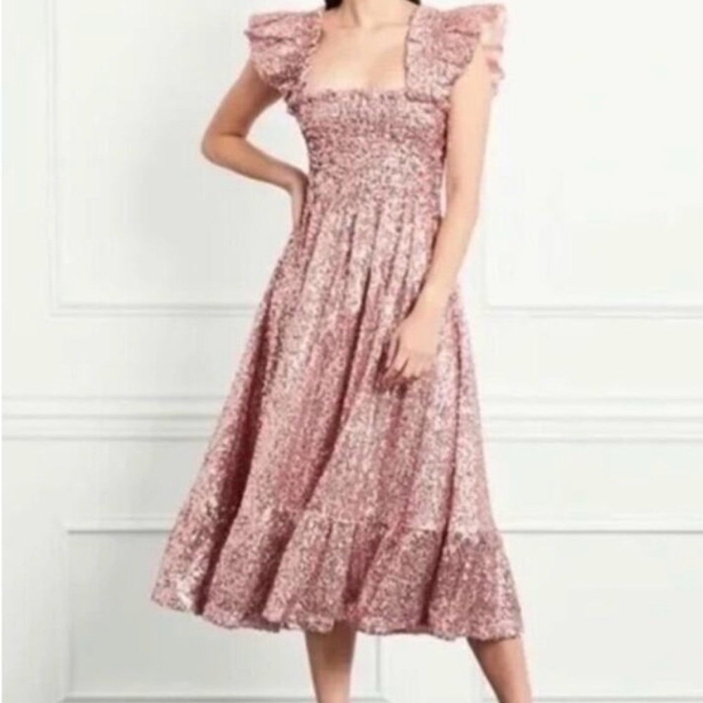 NWT Hill House Nap Dress in Limited Edition Rose Gold Sequin! ✨💕